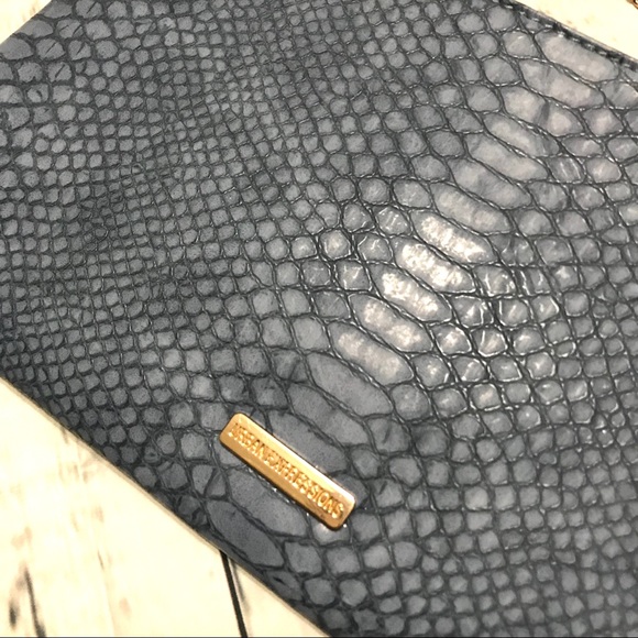 •Rare•Denim Blue Emilia• Vegan Envelope Clutch - Picture 4 of 6